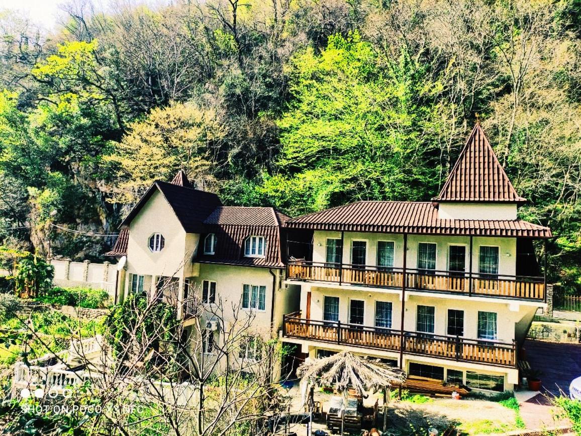 Guest House Chalet Agave Gagra Buitenkant foto